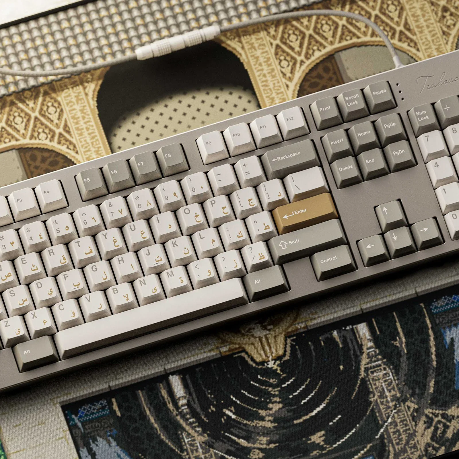 Bra PBT original five-sided sublimation keycap mechanical keyboard customized full set with rainy75
Bra PBT original five-sided sublimation keycap mechanical keyboard customized full set with rainy75
