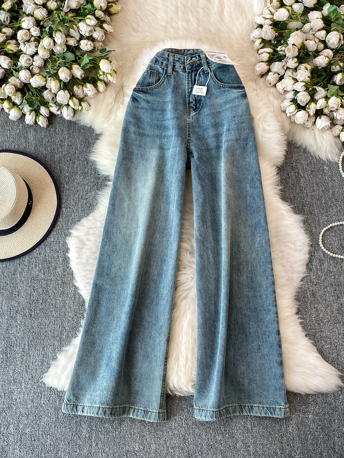 Retro American Blue Jeans High Waist Straight Leg Casual Slimming Wide Leg Pants Women's Faion Spring 2026 New Sle
Retro American Blue Jeans High Waist Straight Leg Casual Slimming Wide Leg Pants Women's Faion Spring 2026 New Sle