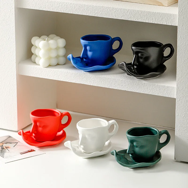100ml Creative Face Shape Porcelain Cup and Saucer Ceramics Tea Cup Artistic Kiss Ceramic Coffee Cups Office Cup Wedding Gifts
100ml Creative Face Shape Porcelain Cup and Saucer Ceramics Tea Cup Artistic Kiss Ceramic Coffee Cups Office Cup Wedding Gifts