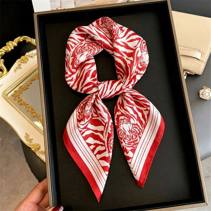 Luxury Scarf Fashion Hijab Square Turban Female Handkerchief Bandana Headscarf Neckerchief Windproof Shawl Wraps Headband Print
Luxury Scarf Fashion Hijab Square Turban Female Handkerchief Bandana Headscarf Neckerchief Windproof Shawl Wraps Headband Print