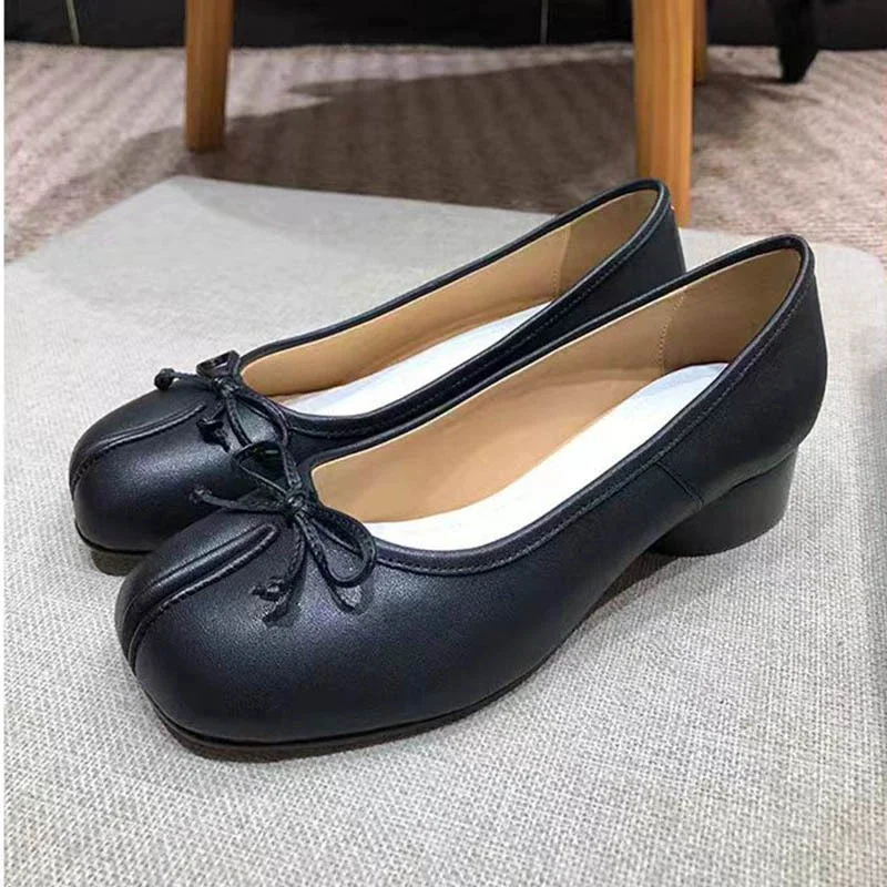 Women's Leather Split-Toe Bow Block Heel Ballet Flats Comfortable Low Heel Mary Jane Shoes Minimalist Casual Footwear Elegant
Women's Leather Split-Toe Bow Block Heel Ballet Flats Comfortable Low Heel Mary Jane Shoes Minimalist Casual Footwear Elegant