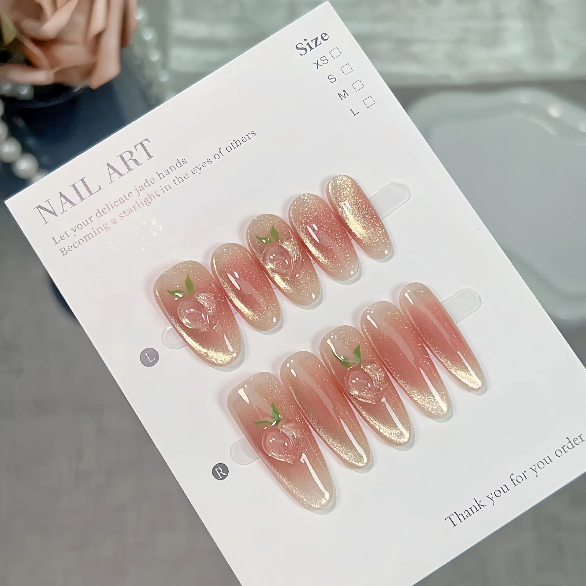 10 шт. Накладные ногти ручной работы с 3D-эффектом персикового кошачьего глаза, розовый градиент, многоразовые, длинные, в корейском стиле, для девочек, милые накладные типсы для ногтей
10 шт. Накладные ногти ручной работы с 3D-эффектом персикового кошачьего глаза, розовый градиент, многоразовые, длинные, в корейском стиле, для девочек, милые накладные типсы для ногтей