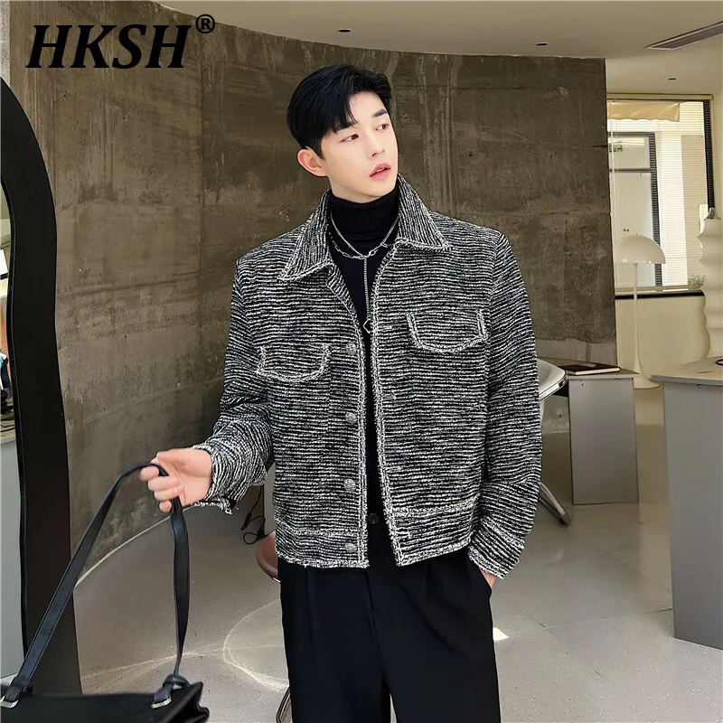 HKSH 2024, осенняя новая тенденция, модная маленькая ароматная шерстяная ткань, кружевное украшение, корейская версия, повседневные куртки, шикарные пальто HK3021
HKSH 2024, осенняя новая тенденция, модная маленькая ароматная шерстяная ткань, кружевное украшение, корейская версия, повседневные куртки, шикарные пальто HK3021