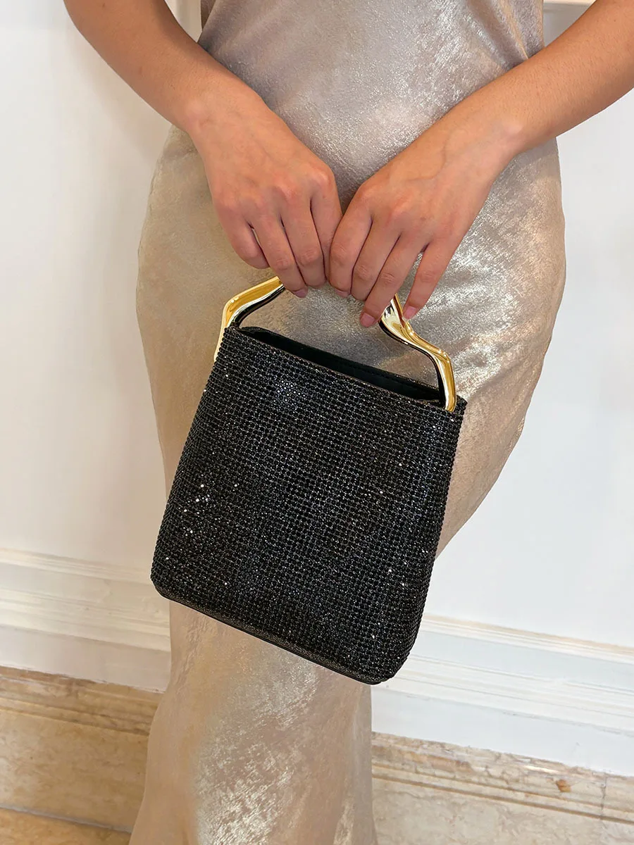 Textured Sparkling Hot Diamond Handbags Light Luxury Large Capacity Square Bucket Bags Solid Color Party Banquet Bag
Textured Sparkling Hot Diamond Handbags Light Luxury Large Capacity Square Bucket Bags Solid Color Party Banquet Bag