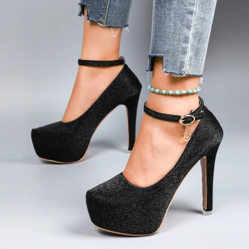 New Style Waterproof Platform High Heels Thin Heel Silver Large Size Ultra High Heel Single Shoes for Women Show 2026
New Style Waterproof Platform High Heels Thin Heel Silver Large Size Ultra High Heel Single Shoes for Women Show 2026