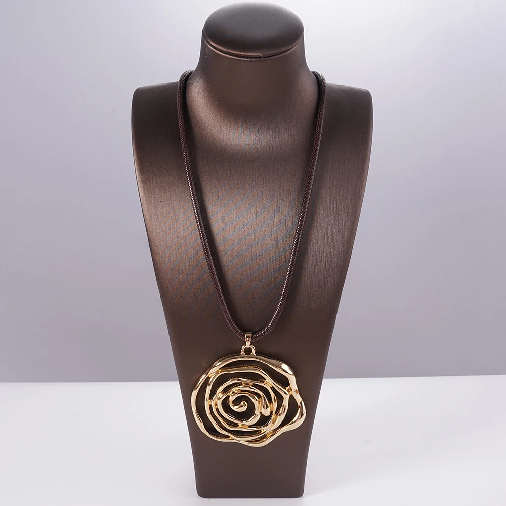 Винтажное ожерелье с подвеской в виде розы для женщин, регулируемый богемный модный ювелирный аксессуар на ключицу
Винтажное ожерелье с подвеской в виде розы для женщин, регулируемый богемный модный ювелирный аксессуар на ключицу