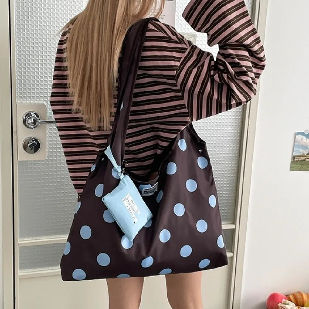 Versatile Polka Dot Crossbody Bag Convenient Fashion Double-sided Crossbody Bag Large Capacity Cool Style Lace-up Shoulder Bag
Versatile Polka Dot Crossbody Bag Convenient Fashion Double-sided Crossbody Bag Large Capacity Cool Style Lace-up Shoulder Bag