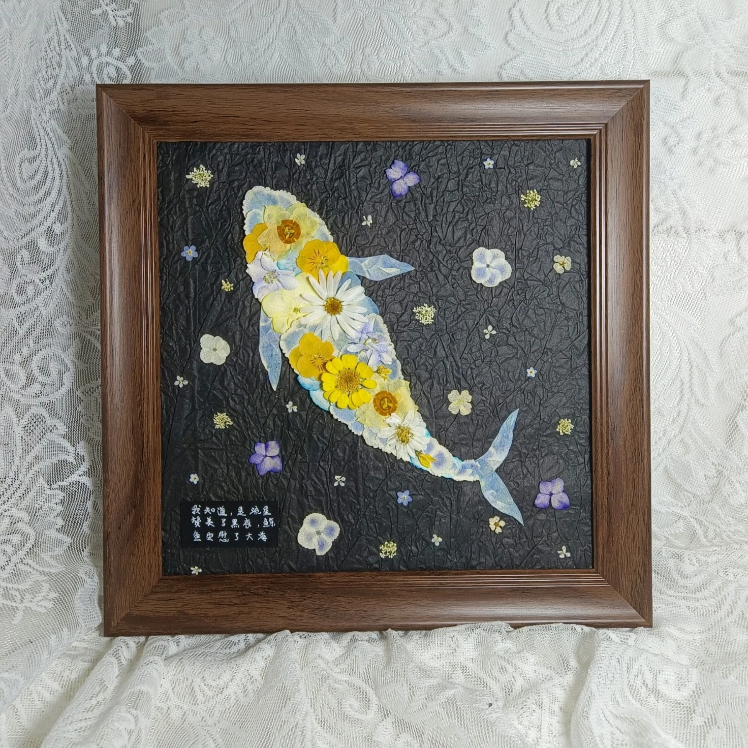 0058 Whale Pressed Flower Wall Art Black Background Yellow Flowers Minimalist Elegant Design Handmade Home Decor Piece Unique
0058 Whale Pressed Flower Wall Art Black Background Yellow Flowers Minimalist Elegant Design Handmade Home Decor Piece Unique