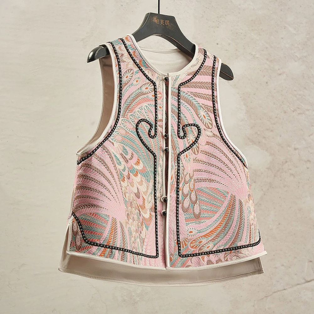 Improved New Chinese Versatile Retro Stacking Jacquard Vest Light National Style Women's Clothing 2025 New
Improved New Chinese Versatile Retro Stacking Jacquard Vest Light National Style Women's Clothing 2025 New