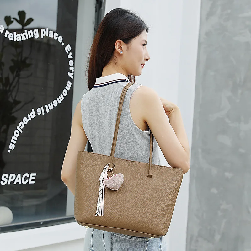 2025 Premium Large Tote Bag Women Fashionable Shoulder Bag Stylish Work Commuter Purse Minimalist Casual Handbag Spacious Trendy
2025 Premium Large Tote Bag Women Fashionable Shoulder Bag Stylish Work Commuter Purse Minimalist Casual Handbag Spacious Trendy