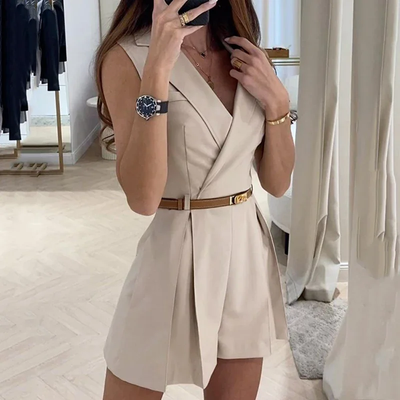 Women Commuter Jumpsuits Elegant Summer Sleeveless V Neck Temperament Office Lady New Fashion Casual Street Short Rompers Suit
Women Commuter Jumpsuits Elegant Summer Sleeveless V Neck Temperament Office Lady New Fashion Casual Street Short Rompers Suit