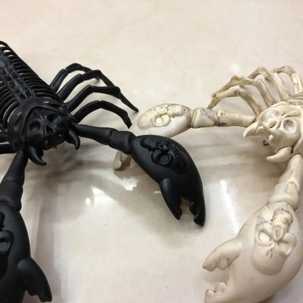 1Pcs Luminous Plastic Realistic Scorpion Artificial Animal Simulation Bug Halloween Party Prank Decoration Reusable Safe
1Pcs Luminous Plastic Realistic Scorpion Artificial Animal Simulation Bug Halloween Party Prank Decoration Reusable Safe