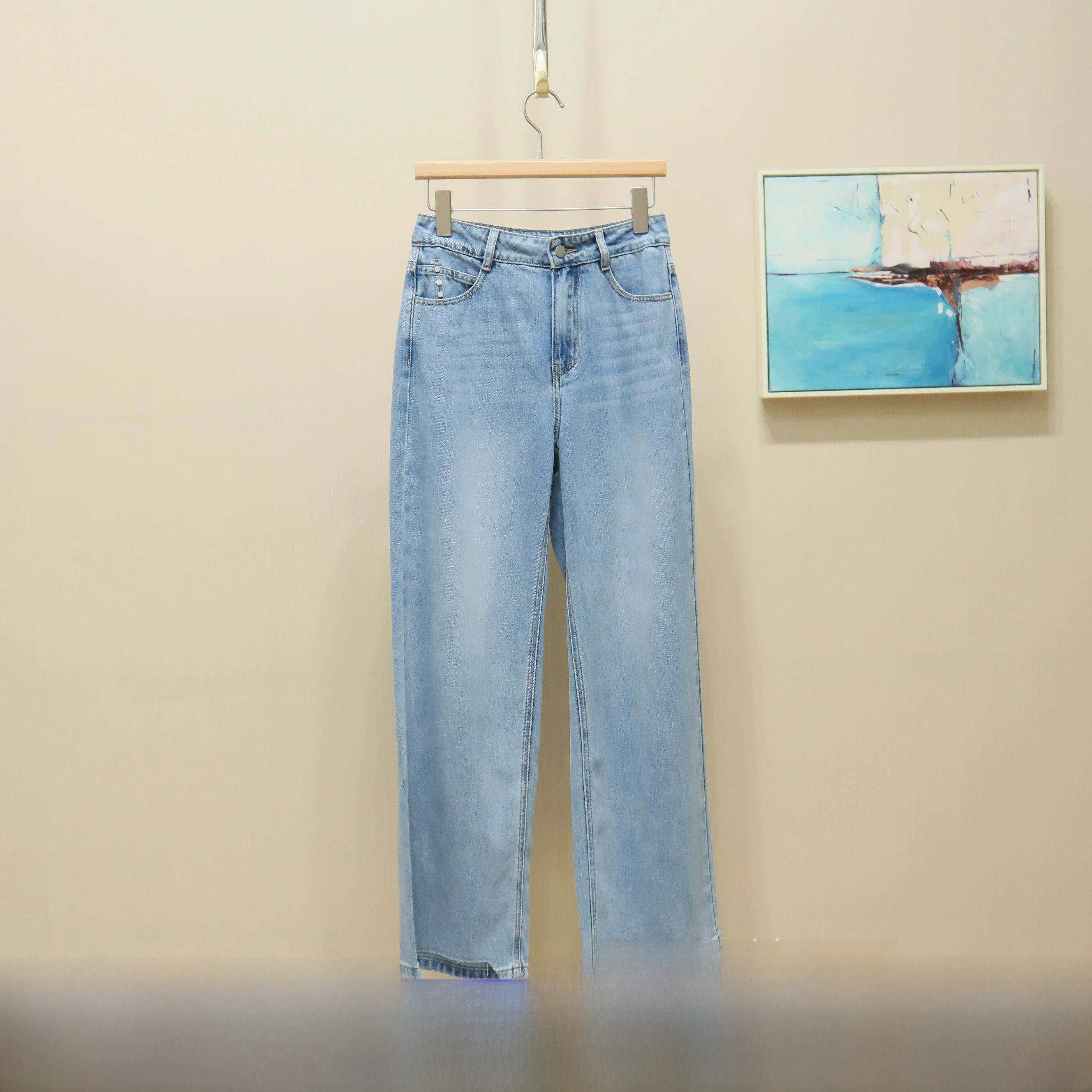Slimming Straight Leg Jeans High Waist Casual Pants Women's Fashion Summer New Style Button Fly Loose Fit Ladies Jeans
Slimming Straight Leg Jeans High Waist Casual Pants Women's Fashion Summer New Style Button Fly Loose Fit Ladies Jeans