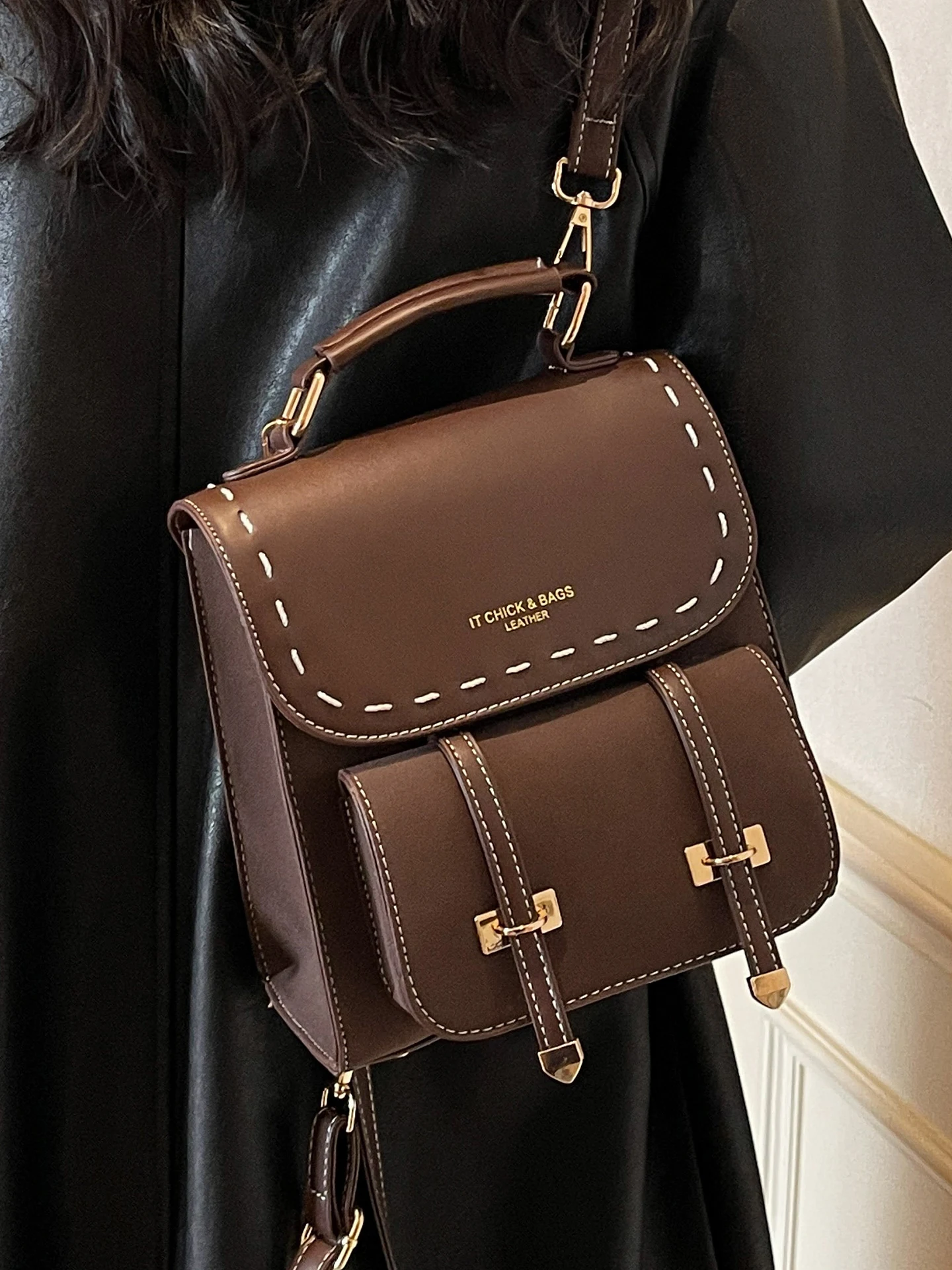 Briti Sle Commuter Jl женский 2025 New Faion Sensation двойной oulder Campus Jl для студентов колледжа
Briti Sle Commuter Jl женский 2025 New Faion Sensation двойной oulder Campus Jl для студентов колледжа