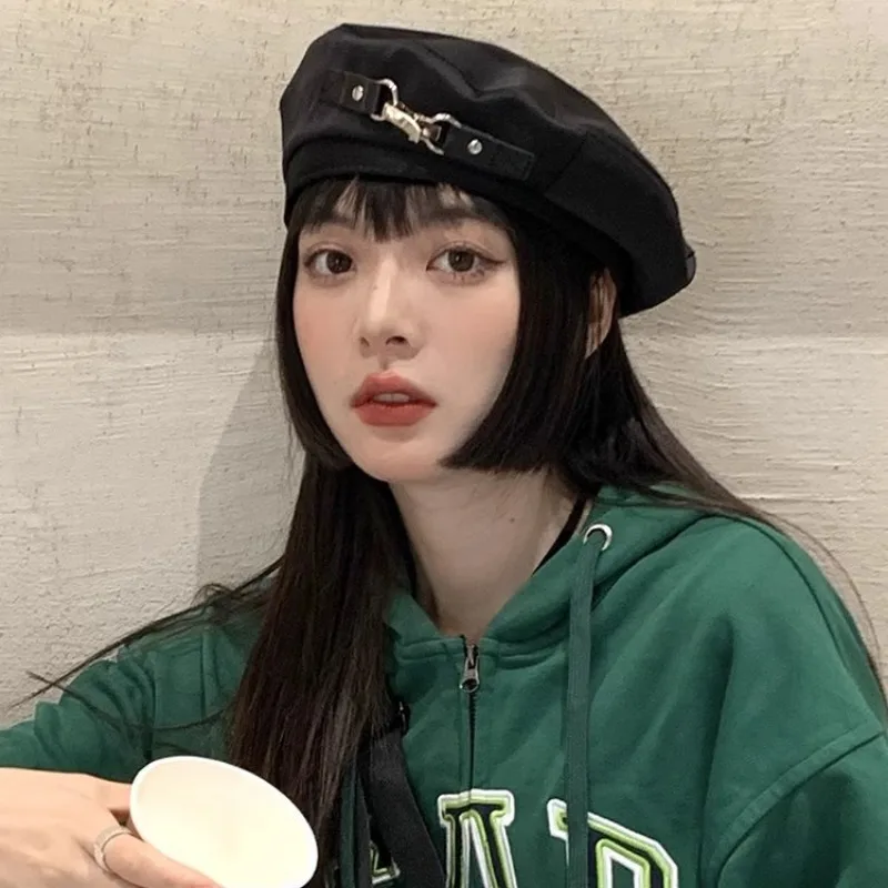 Beret Hat Women Elegant for Summer Harajuku Punk Gothic Metal Ring PU Belt Chain Black Hat MenChic Streetwear Beanie Bonnet
Beret Hat Women Elegant for Summer Harajuku Punk Gothic Metal Ring PU Belt Chain Black Hat MenChic Streetwear Beanie Bonnet