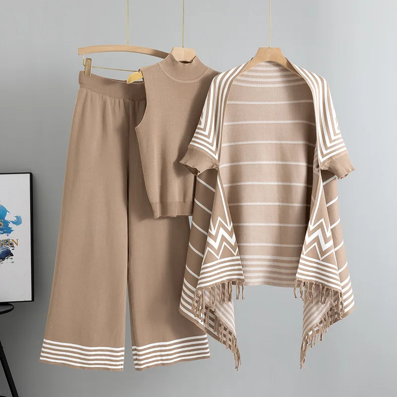 Fashionable Striped Three-Piece Set for Women Autumn Winter Casual Wide Leg Pants Vest Jacket Combo Elegant Commute Style
Fashionable Striped Three-Piece Set for Women Autumn Winter Casual Wide Leg Pants Vest Jacket Combo Elegant Commute Style