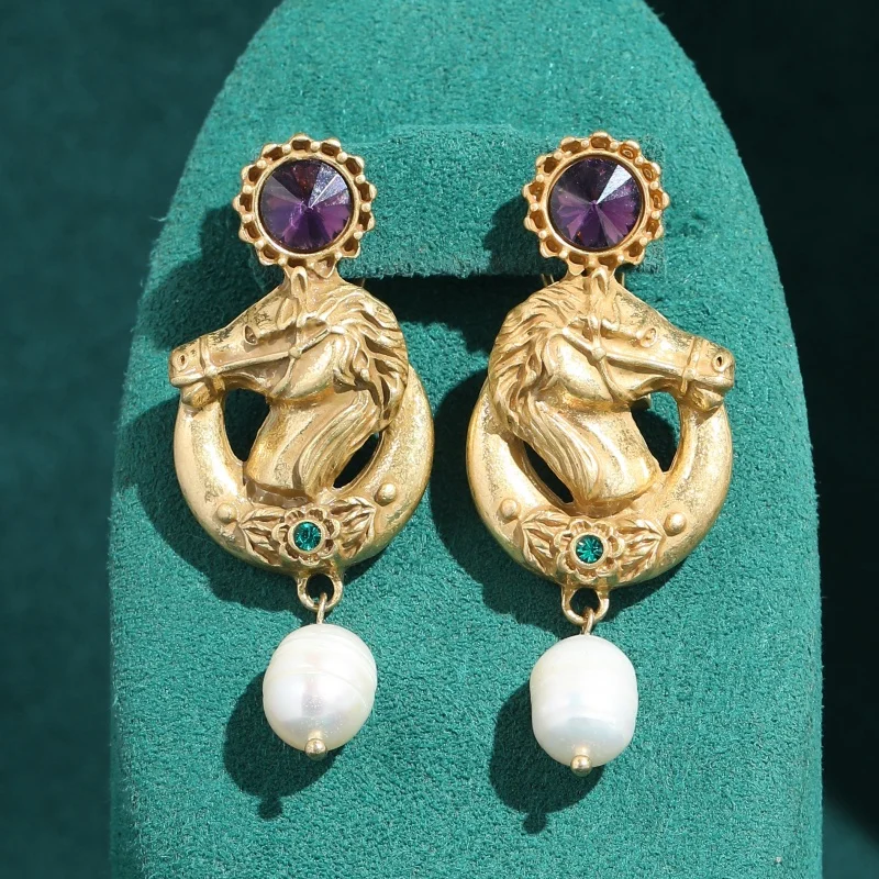Vintage Purple Crystal Horse Head Drop Earrings Pearl Gold Color Luxury Brand High Quality Art Deco Jewelry Gift Trending 2026
Vintage Purple Crystal Horse Head Drop Earrings Pearl Gold Color Luxury Brand High Quality Art Deco Jewelry Gift Trending 2026