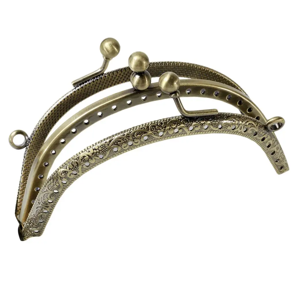 1Pcs 10.5cm Retro Half Round Bead Embossed Metal Purse Frame Coin Bag Kiss Clasp
1Pcs 10.5cm Retro Half Round Bead Embossed Metal Purse Frame Coin Bag Kiss Clasp