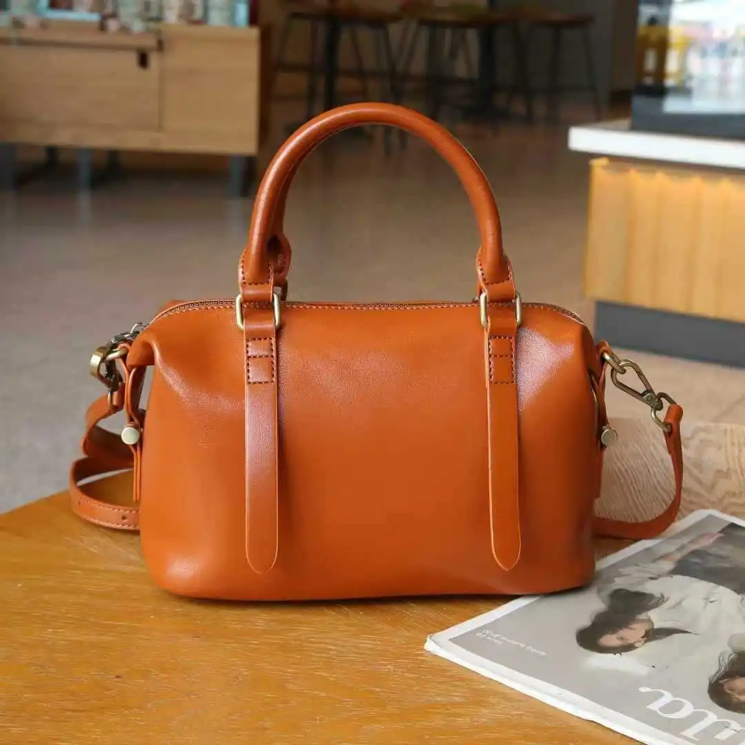 2026 новые модные женские сумки из натуральной кожи, женские сумки на плечо, женская брендовая роскошная сумка через плечо из натуральной кожи
2026 новые модные женские сумки из натуральной кожи, женские сумки на плечо, женская брендовая роскошная сумка через плечо из натуральной кожи