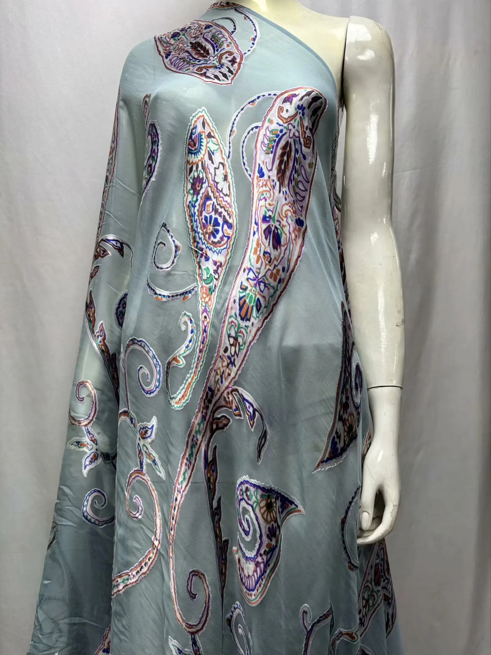 5yards High Quality Soft Comfortable Natural Mulberry Silk Georgette Crepe Gauze Crinkled Silk Print Fabric For Clothes L6-530-1
5yards High Quality Soft Comfortable Natural Mulberry Silk Georgette Crepe Gauze Crinkled Silk Print Fabric For Clothes L6-530-1