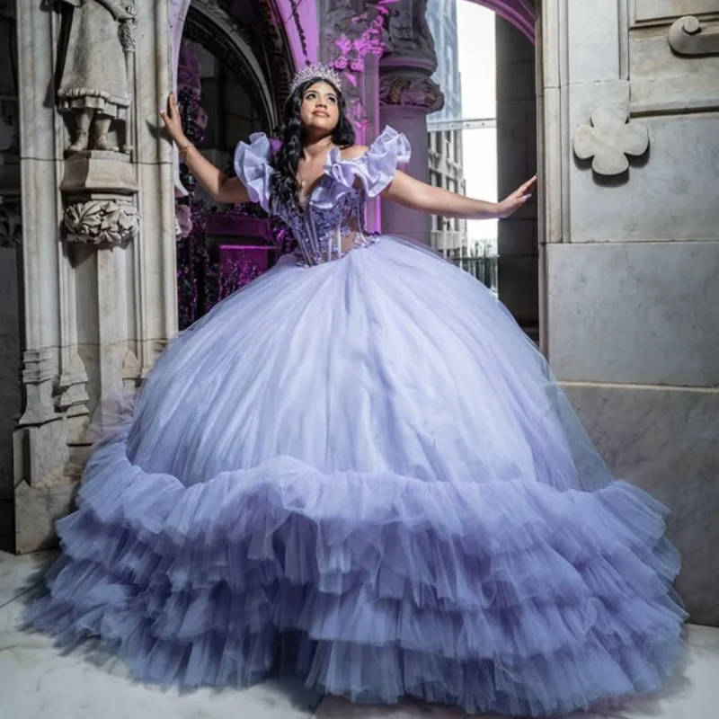 Customized Purple Quinceanera Dresses Off the Shoulder glitter crystal decal Lace layering Long tail Vestido 15 Quinceanera
Customized Purple Quinceanera Dresses Off the Shoulder glitter crystal decal Lace layering Long tail Vestido 15 Quinceanera