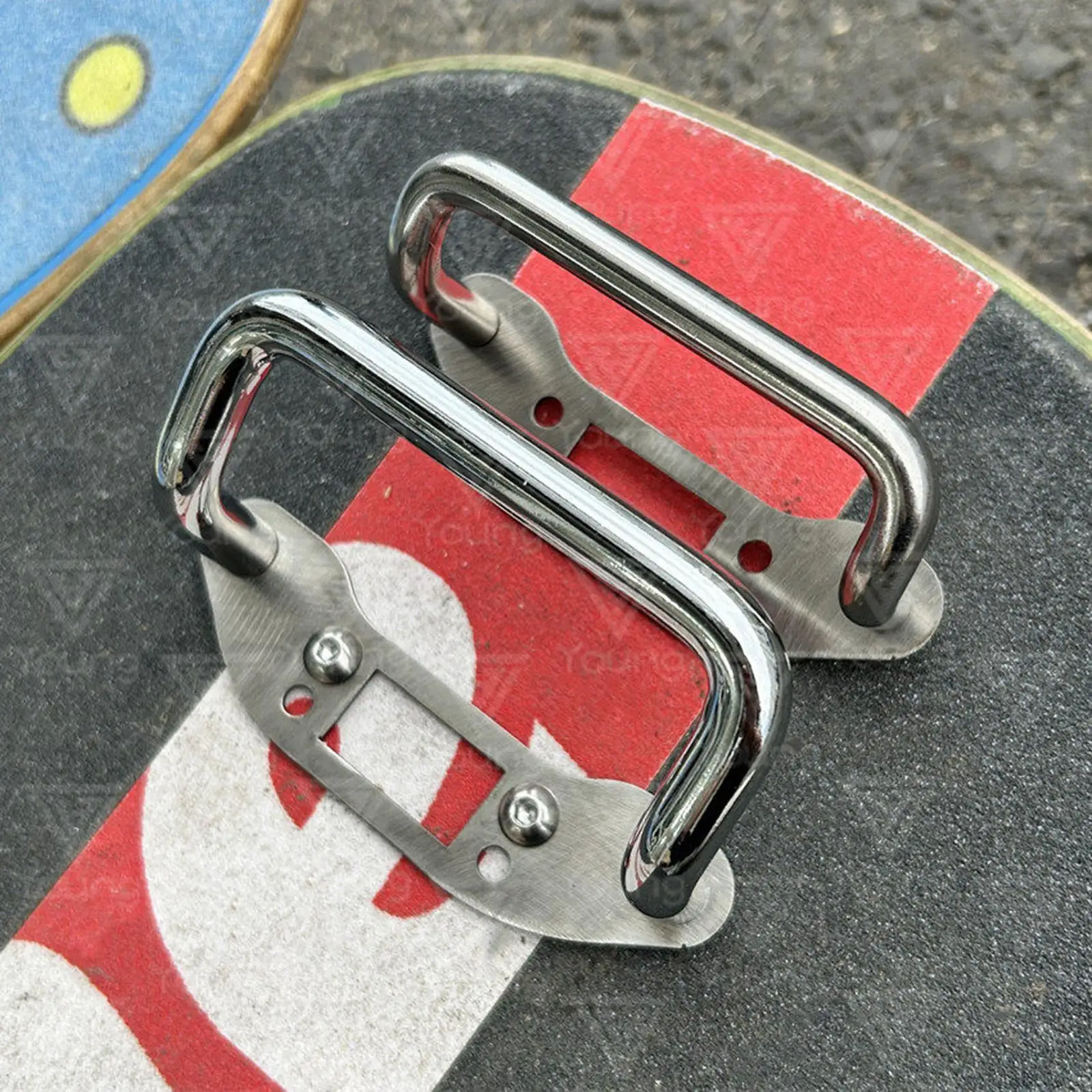 Practical Carry Handle Electric Skateboards Sturdy Stainless Steel Grip for Small Longboard Commuting
Practical Carry Handle Electric Skateboards Sturdy Stainless Steel Grip for Small Longboard Commuting
