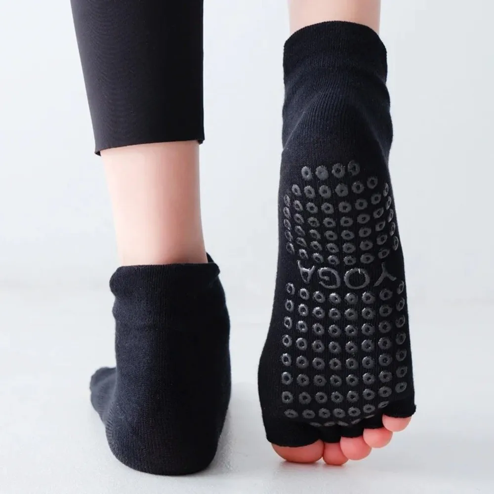 Cotton Women Five Toe Pilates Socks Elasticity Anti-Slip Ladies Yoga Socks Breathable Fitness Ballet Dance Sock for Yoga Gym
Cotton Women Five Toe Pilates Socks Elasticity Anti-Slip Ladies Yoga Socks Breathable Fitness Ballet Dance Sock for Yoga Gym