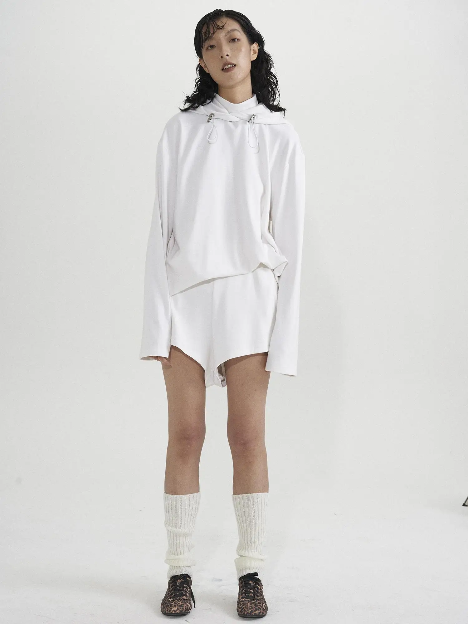 Мягкая пушистая толстовка Furifuri с длинными рукавами, капюшоном, завязками и рюшами, женская, удобная, хлопковая, зимняя, модная
Мягкая пушистая толстовка Furifuri с длинными рукавами, капюшоном, завязками и рюшами, женская, удобная, хлопковая, зимняя, модная