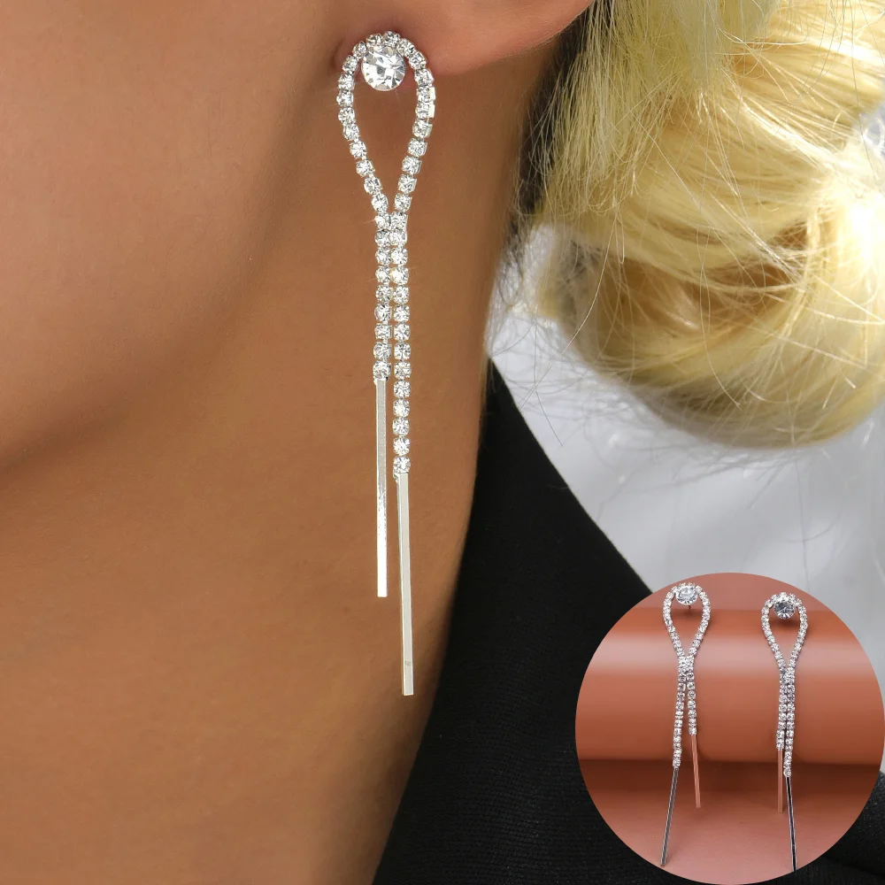 1 Pair of Trendy Stylish Silver Dangle Earrings Shiny Long Design Match Daily Outfits Party Accessories Fashionable Stuff
1 Pair of Trendy Stylish Silver Dangle Earrings Shiny Long Design Match Daily Outfits Party Accessories Fashionable Stuff