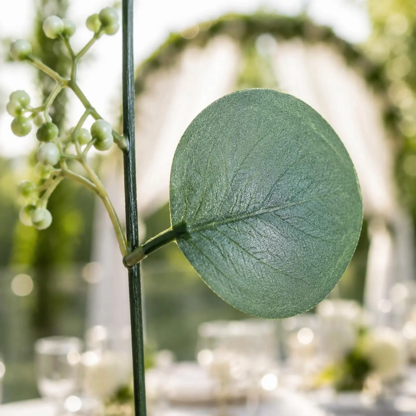 Artificial Blossom Garland Greenery Blossom Vine Garland Hanging Flower Vine Bendable Home Decor Full Leaves for Outdoor
Artificial Blossom Garland Greenery Blossom Vine Garland Hanging Flower Vine Bendable Home Decor Full Leaves for Outdoor