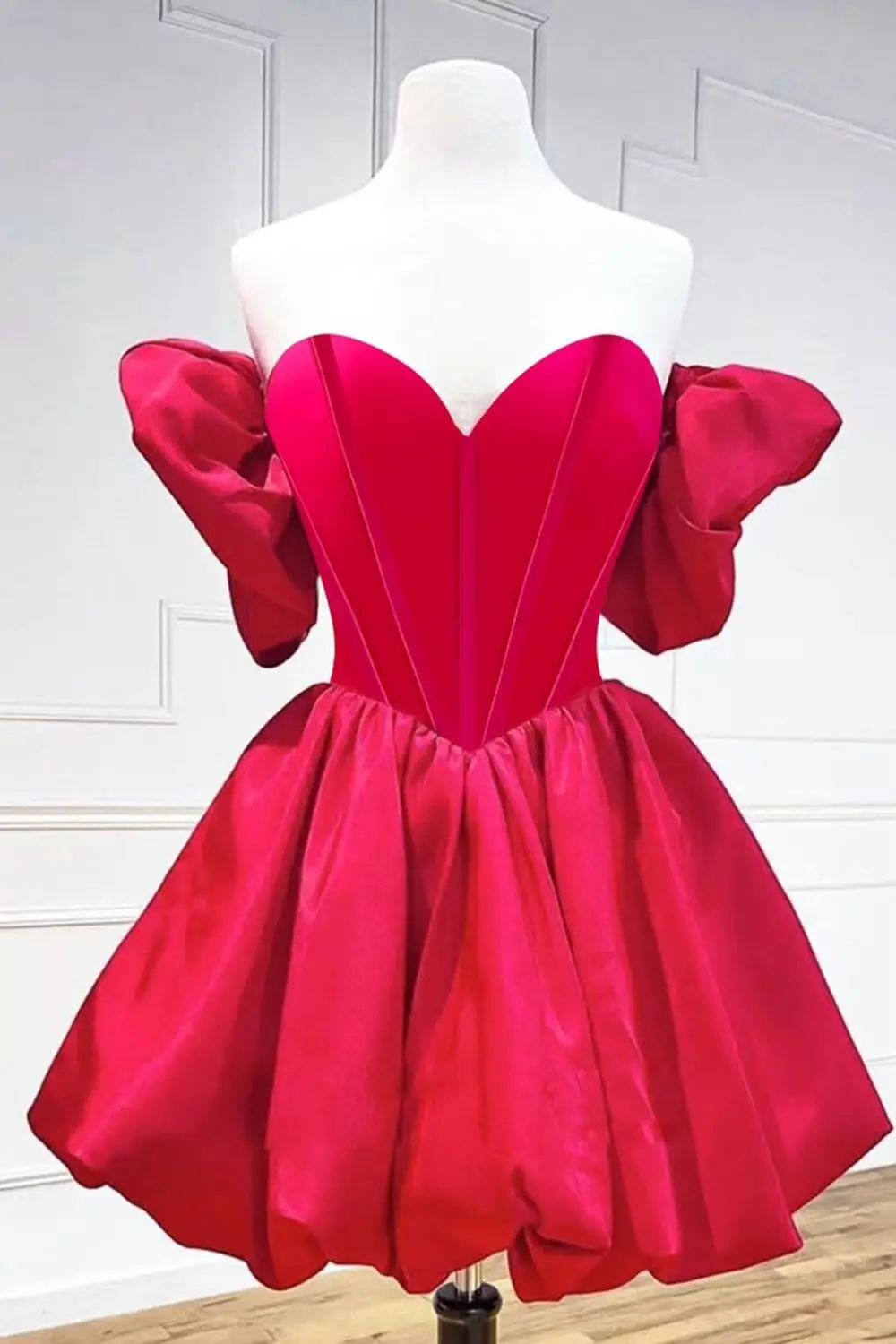 Платья для встречи выпускников с открытыми плечами для подростков, атласное короткое платье для выпускного вечера, корсет, коктейльное платье с пышными рукавами
Платья для встречи выпускников с открытыми плечами для подростков, атласное короткое платье для выпускного вечера, корсет, коктейльное платье с пышными рукавами