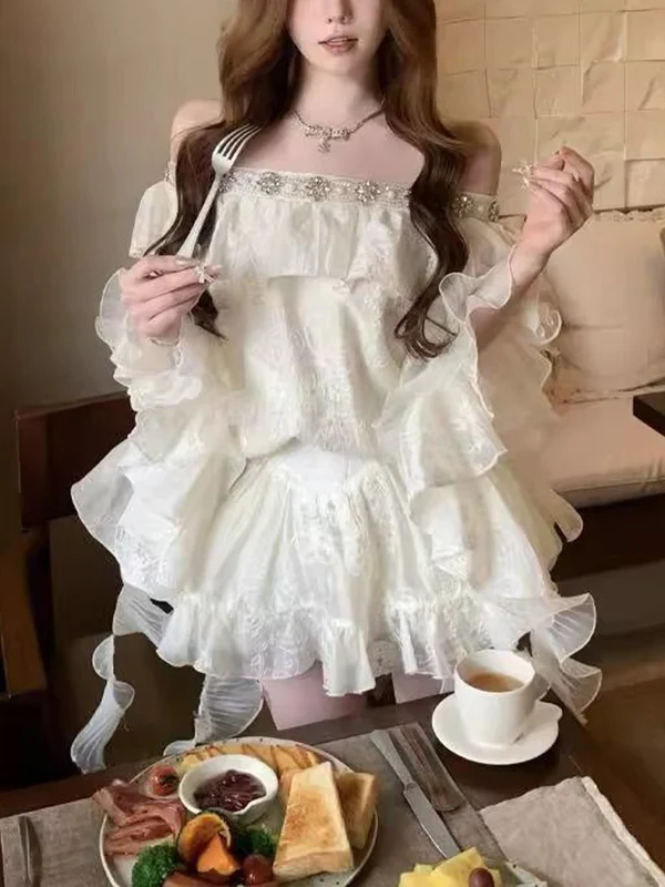 Summer Pure Desire Fashion Set for Women Hot Girl Embroidered Half-length Skirt Asymmetrical Top And Skirt Two-piece Set
Summer Pure Desire Fashion Set for Women Hot Girl Embroidered Half-length Skirt Asymmetrical Top And Skirt Two-piece Set