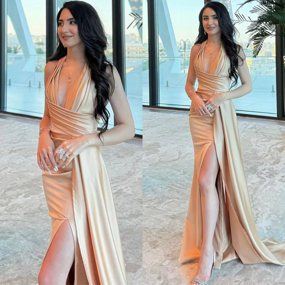 Customized Soft Champagne Satin Evening Dress Elegant Halter Sleeveless Homecoming Dresses Modern Court Train Party Gowns
Customized Soft Champagne Satin Evening Dress Elegant Halter Sleeveless Homecoming Dresses Modern Court Train Party Gowns