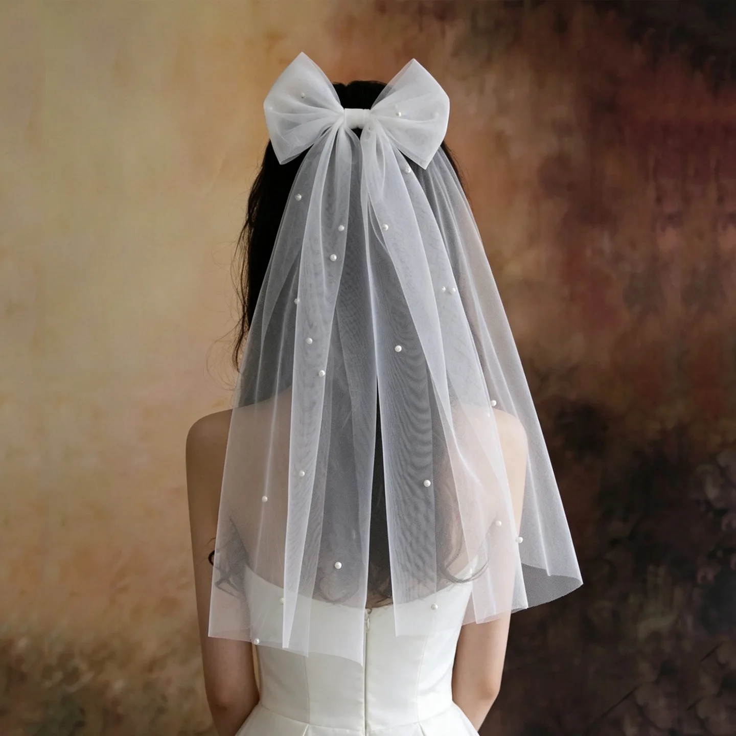 Lovely Wedding Veil with Hair Clip Ivory Bridal Veil with Pearls 2026 Wedding Accessories
Lovely Wedding Veil with Hair Clip Ivory Bridal Veil with Pearls 2026 Wedding Accessories
