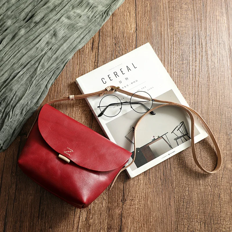 Versatile Shoulder Bags Women Crossbody Bag Casual Chic Trendy Genuine Cowskin Leather Cover Solid Simple Classic Shell Bag
Versatile Shoulder Bags Women Crossbody Bag Casual Chic Trendy Genuine Cowskin Leather Cover Solid Simple Classic Shell Bag
