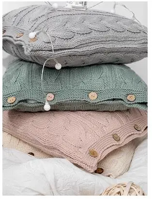 Nordic knitted pillow cover, living room sofa cushion cover, bedside cushion cover
Nordic knitted pillow cover, living room sofa cushion cover, bedside cushion cover