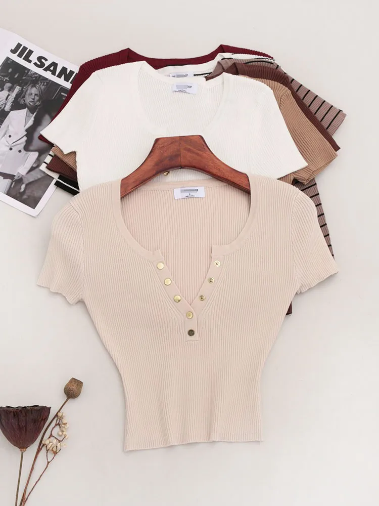 American Style Short Sleeve V-Neck Knitwear Metal Buckle Waist Exposure Slim Fit Summer T-Shirt for Women Commute Style Ice Silk
American Style Short Sleeve V-Neck Knitwear Metal Buckle Waist Exposure Slim Fit Summer T-Shirt for Women Commute Style Ice Silk