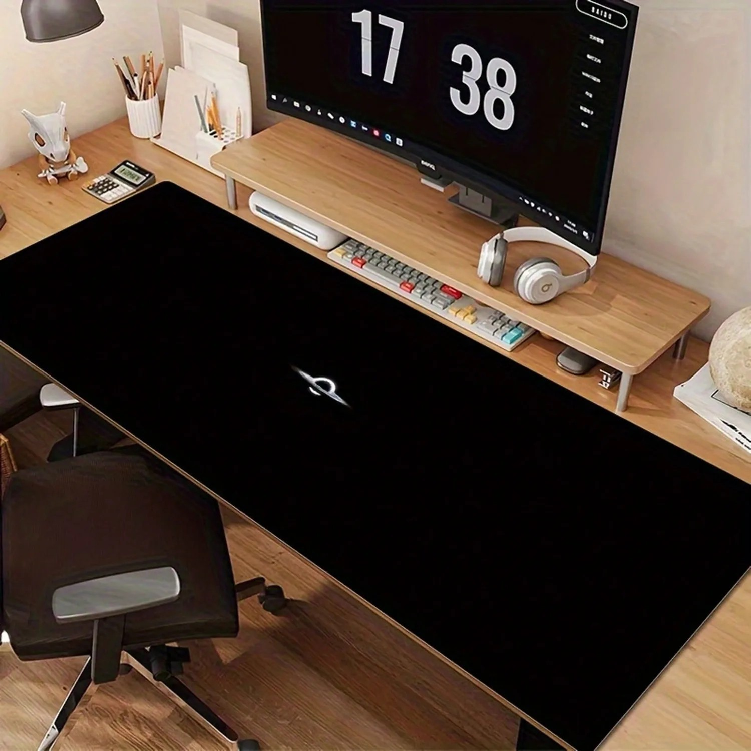 1pc StarCraft Black Hole Desktop Mat - Ergonomic Gaming And Workstation Mat, Non-Slip Rubber Base, Stitched Edges, Covers The Entire Desktop, Suitable For Keyboard And Mouse, Washable, Rectangular Shape, Laptop Stand, Gaming Mat
1pc StarCraft Black Hole Desktop Mat - Ergonomic Gaming And Workstation Mat, Non-Slip Rubber Base, Stitched Edges, Covers The Entire Desktop, Suitable For Keyboard And Mouse, Washable, Rectangular Shape, Laptop Stand, Gaming Mat