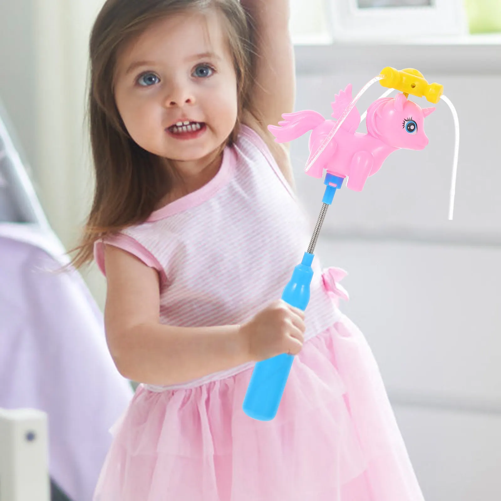Luminous Pinwheel Flash Light Wand Cartoon Horse Shape Rotating Glowing Stick Kids Party Bathtub Plaything Luminous Pinwheel
Luminous Pinwheel Flash Light Wand Cartoon Horse Shape Rotating Glowing Stick Kids Party Bathtub Plaything Luminous Pinwheel
