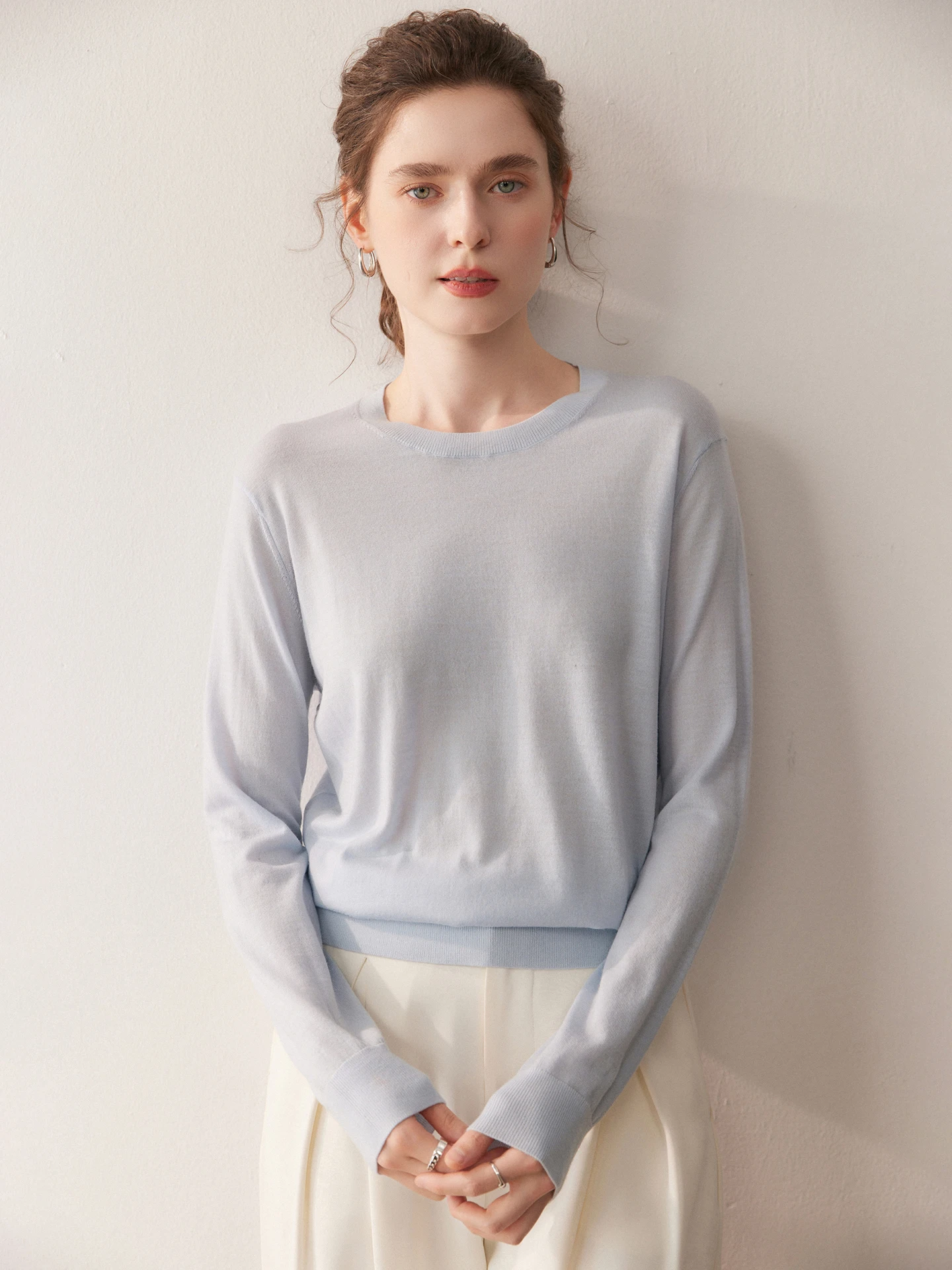 Ultra-Thin 00% Wool Knitted Base irt Women's Loose Casual round Ne Pullover Soft Breathable Long Sve Top
Ultra-Thin 00% Wool Knitted Base irt Women's Loose Casual round Ne Pullover Soft Breathable Long Sve Top