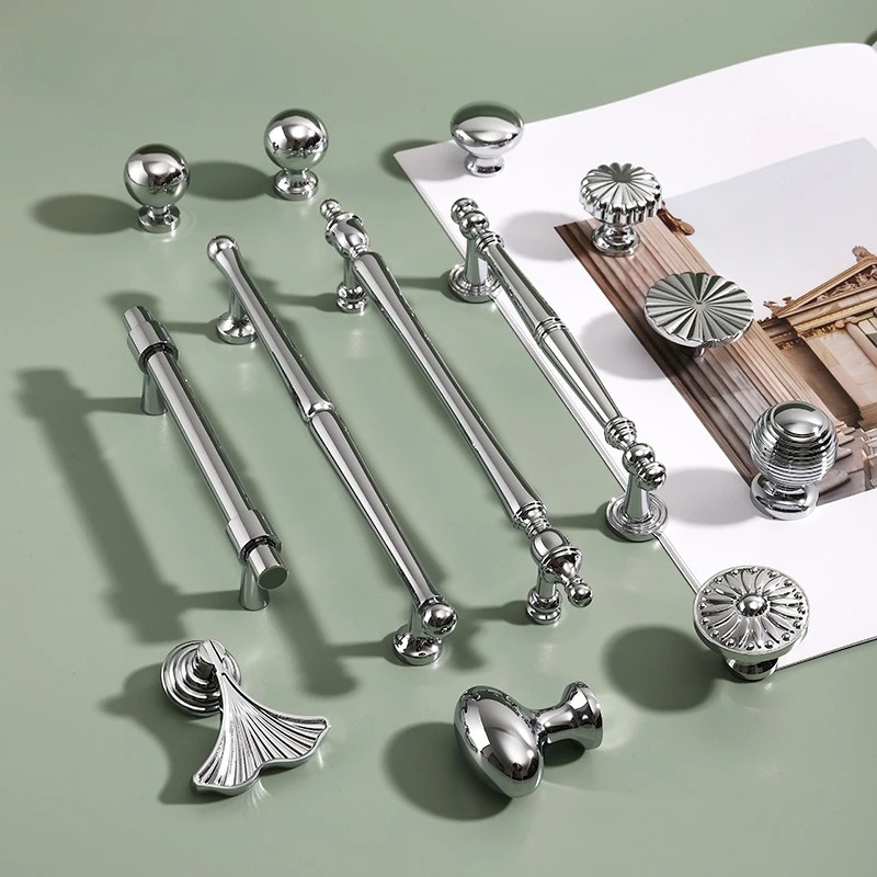 French Style Chrome Cabinet Handles, Decorative Wardrobe Pull Bars with Anti-Rust Finish, Modern Drawer Knobs for Closet
French Style Chrome Cabinet Handles, Decorative Wardrobe Pull Bars with Anti-Rust Finish, Modern Drawer Knobs for Closet