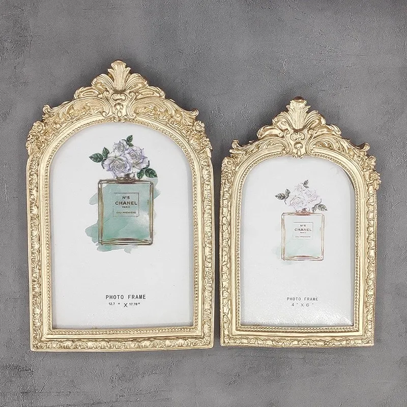 Arched European Distressed Retro Photo Frame, French Style Table Round Picture Frame
Arched European Distressed Retro Photo Frame, French Style Table Round Picture Frame