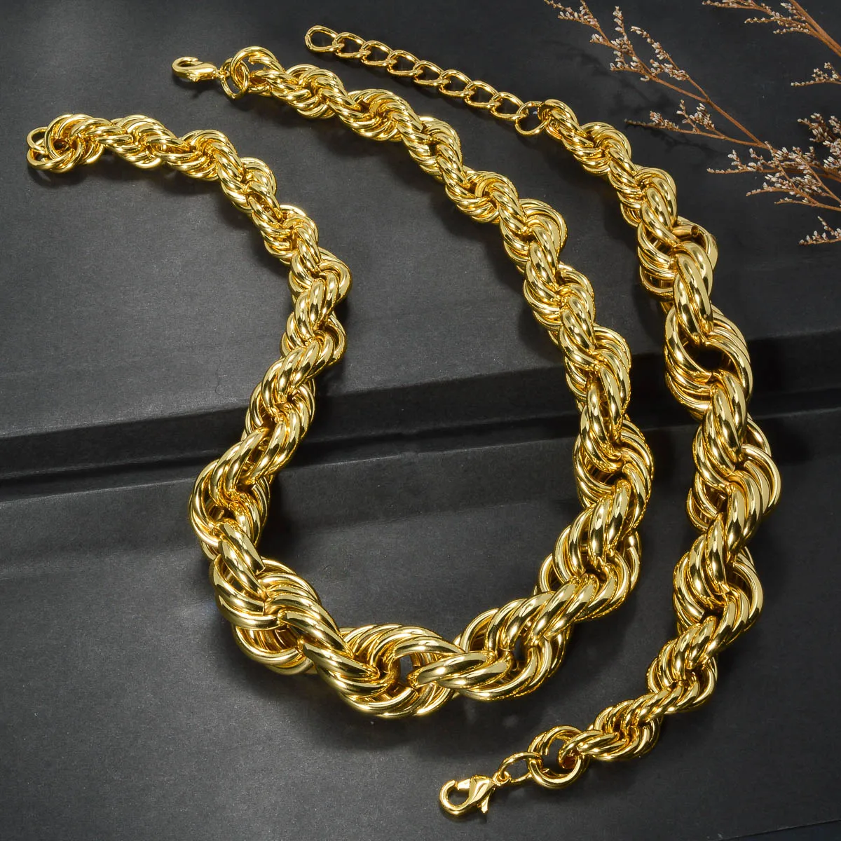 ZEADear Thick Necklace for Men Copper Bracelet Gold Color 2PCS Jewelry Sets Cuban Wristlet Showy Accessories Luxury Women
ZEADear Thick Necklace for Men Copper Bracelet Gold Color 2PCS Jewelry Sets Cuban Wristlet Showy Accessories Luxury Women