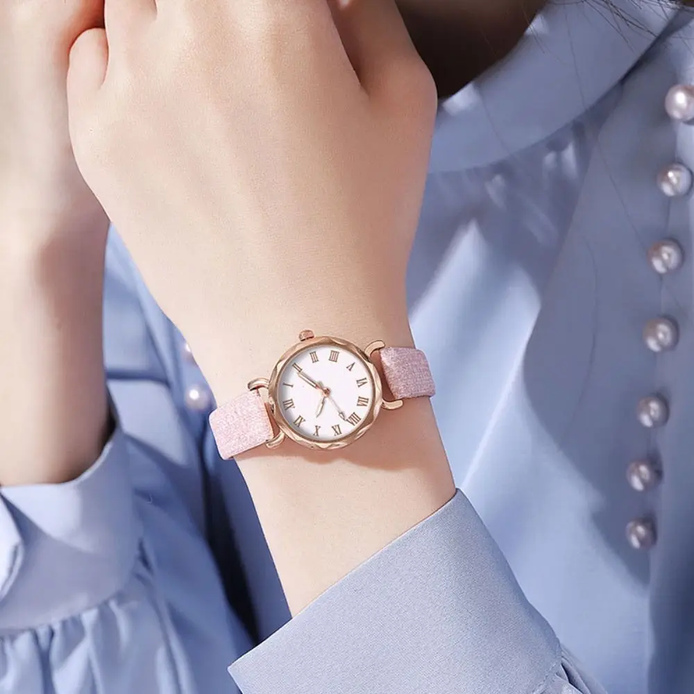 Creative Faux Leather Strap Watch Round Dial Casual Wristwatch Multi-color waterproof Quartz Watch
Creative Faux Leather Strap Watch Round Dial Casual Wristwatch Multi-color waterproof Quartz Watch
