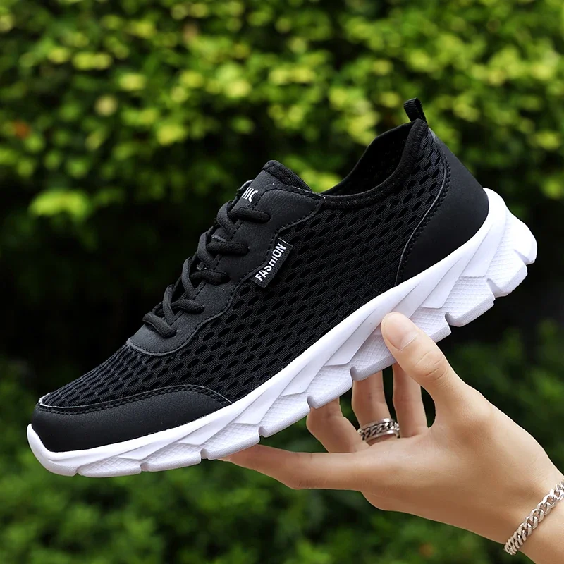 New Men Casual Sport Shoes Breathable Lightweight Sneakers Outdoor Mesh Black Running Shoes Athletic Jogging Tenis Walking Shoes
New Men Casual Sport Shoes Breathable Lightweight Sneakers Outdoor Mesh Black Running Shoes Athletic Jogging Tenis Walking Shoes