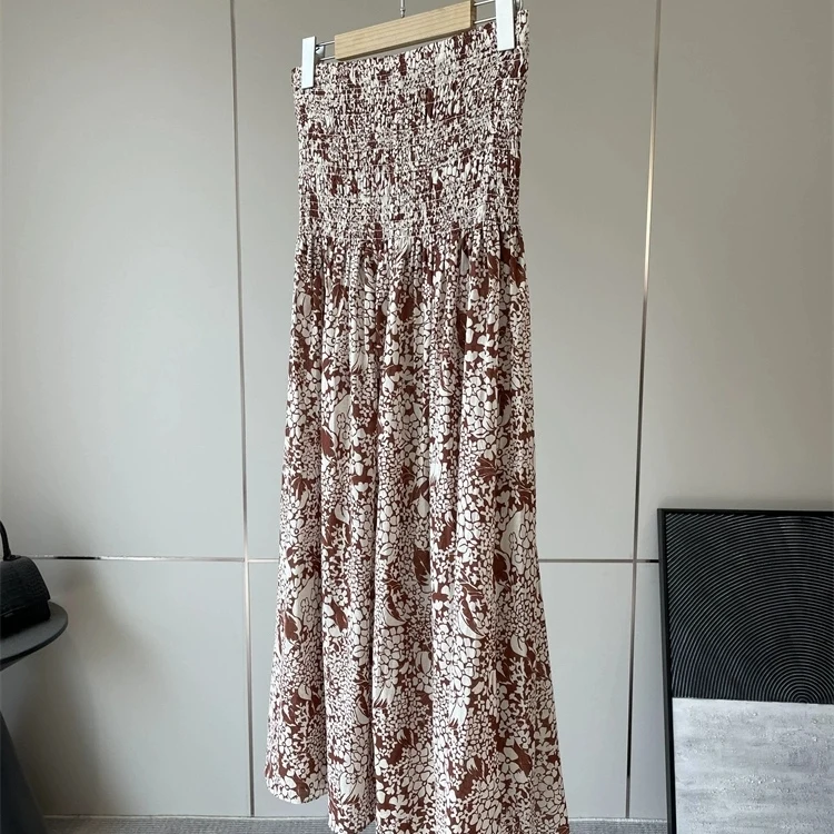 Pure Cotton Floral Print Long Skirt Split Design Half-length A-Line Silhouette Summer 2025 Women's Fashion Casual Skirt
Pure Cotton Floral Print Long Skirt Split Design Half-length A-Line Silhouette Summer 2025 Women's Fashion Casual Skirt