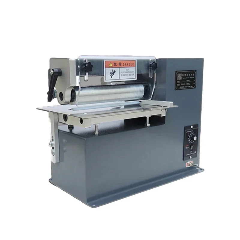 Small Leather Strap Cutting Machine Single Head Double HeadAutomatic Slitting Machine Straight Cutting Machine Cutting Width20CM
Small Leather Strap Cutting Machine Single Head Double HeadAutomatic Slitting Machine Straight Cutting Machine Cutting Width20CM