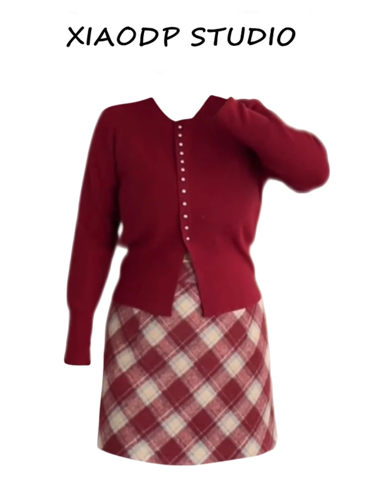 Red Plaid Woolen Skirt A-Line Christmas Sweet Short Skirt High Waist Korean Style plus Size Women's Fashion Accessories
Red Plaid Woolen Skirt A-Line Christmas Sweet Short Skirt High Waist Korean Style plus Size Women's Fashion Accessories