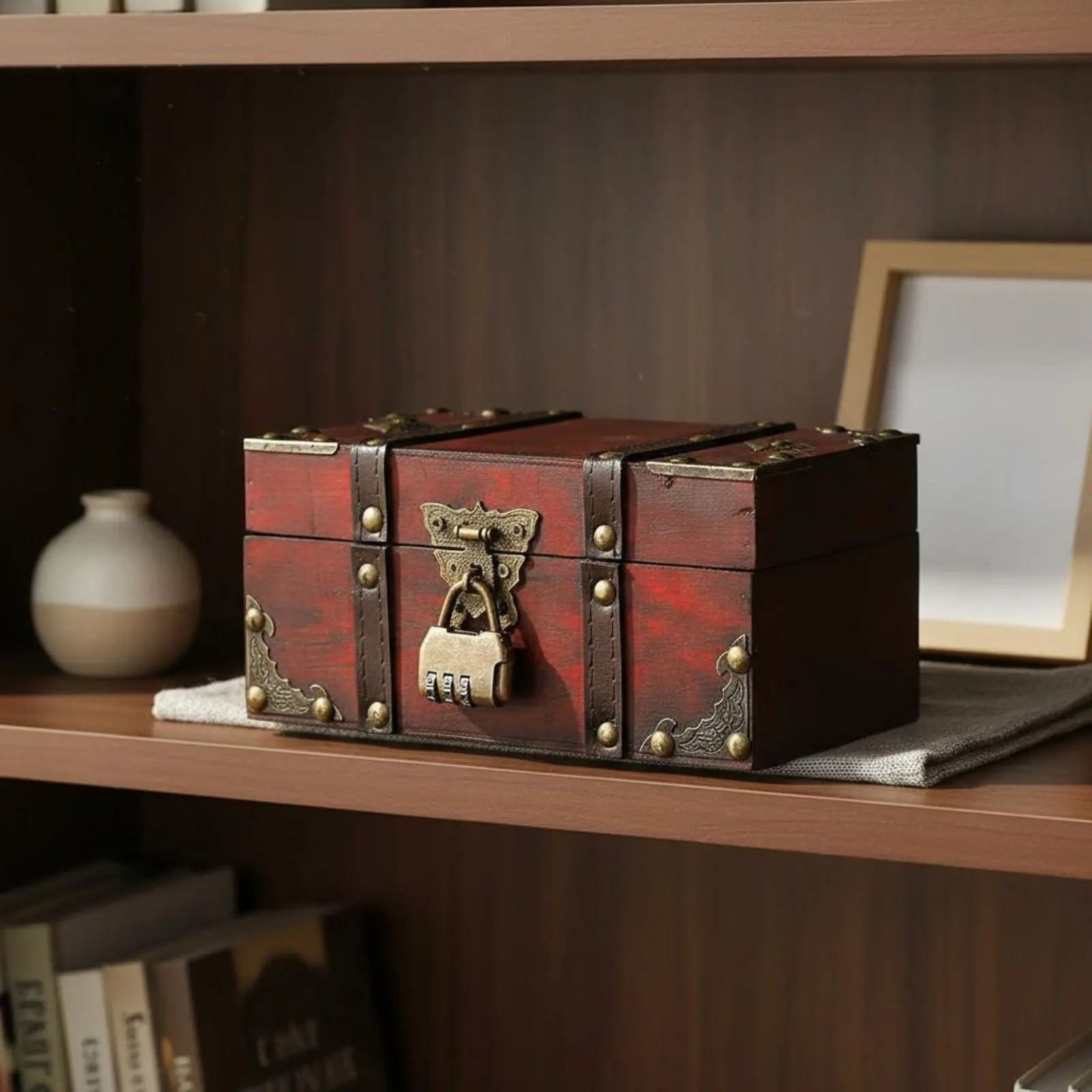 Vintage Wooden Box Distressed Finish Antique Design Storage Box Antique Design Storage Trunk Combination Lock for Film Set Prop
Vintage Wooden Box Distressed Finish Antique Design Storage Box Antique Design Storage Trunk Combination Lock for Film Set Prop