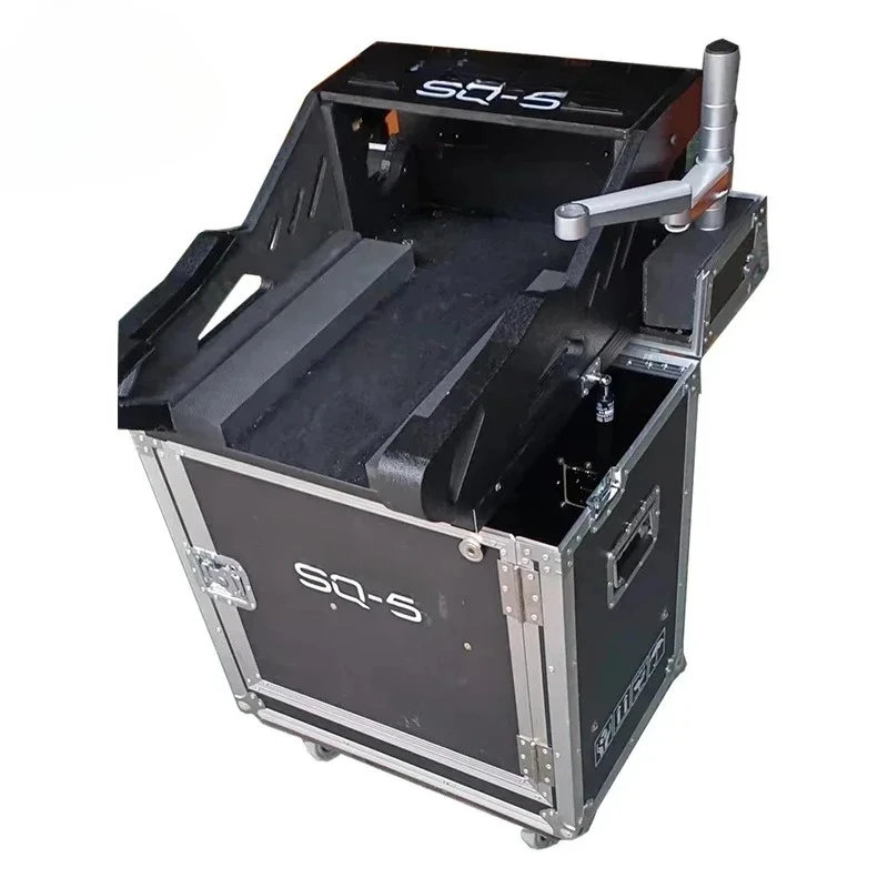 Hydraulic Flight Road Flip With Computer Rack SQ Digital Mixer
Hydraulic Flight Road Flip With Computer Rack SQ Digital Mixer